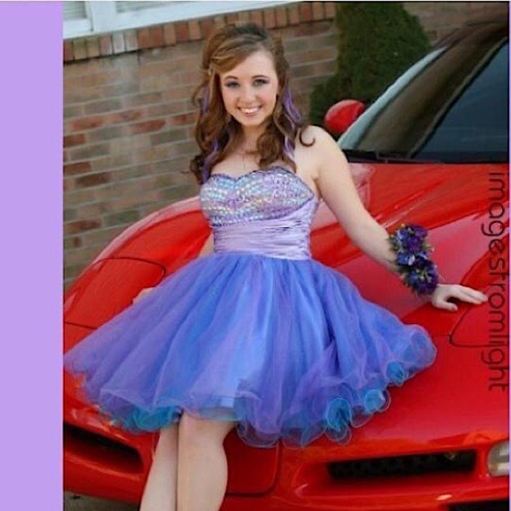 Partytime Short Strapless Dress sz 4